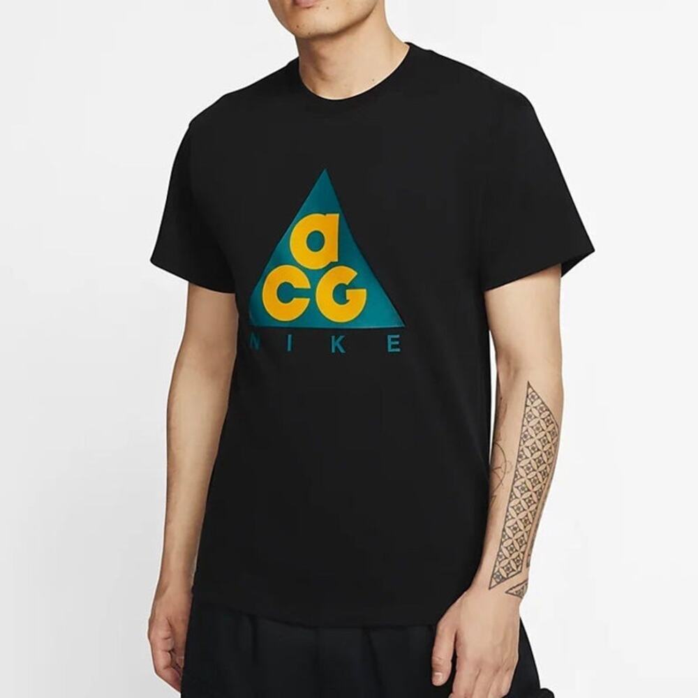 Nike NRG ACG Giant Logo Short-Sleeve T-Shirt Black Gorpcore Outdoors Medium